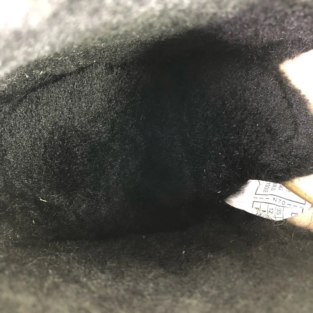 Bearpaw Spencer Black Suede Chukka Boots